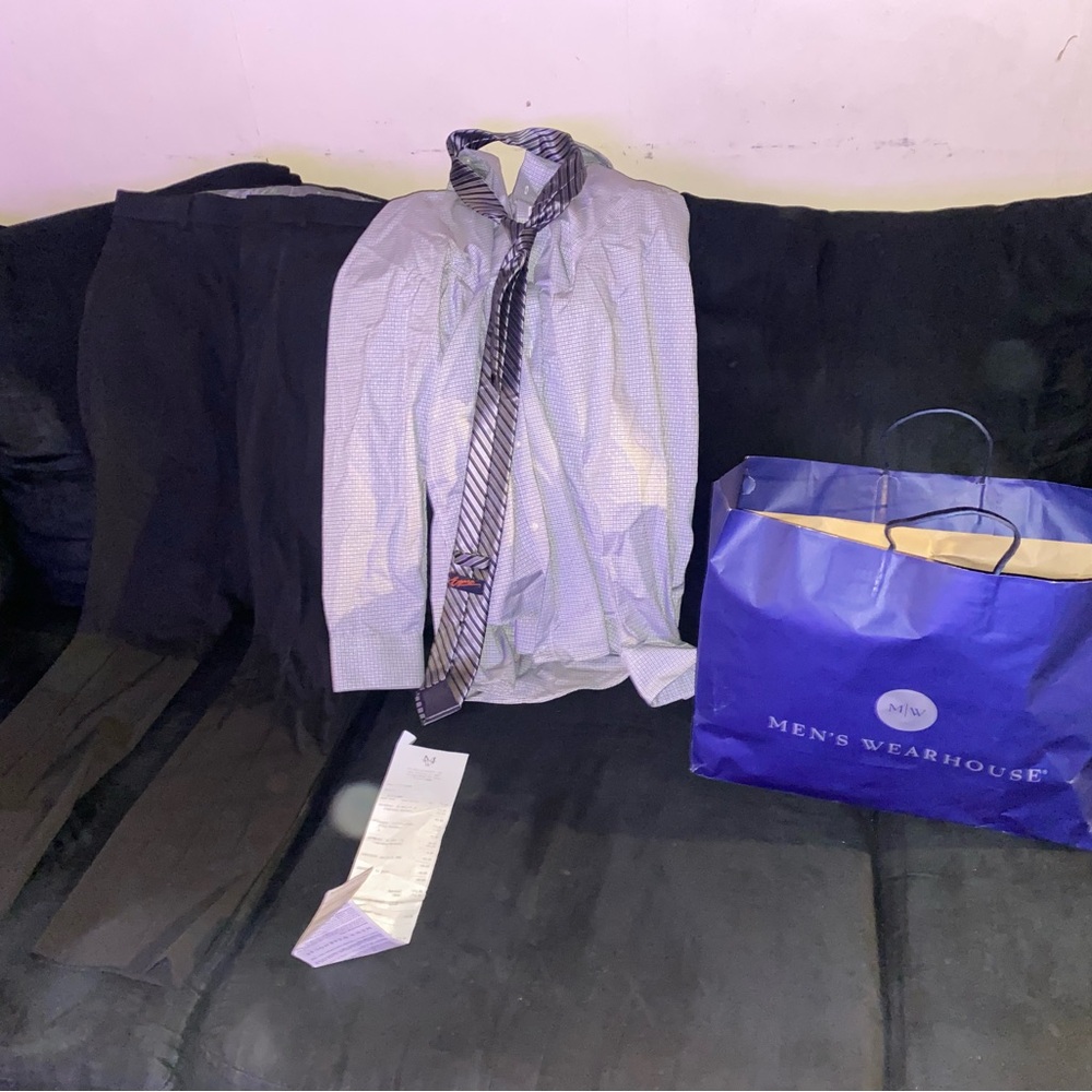 Men's Wearhouse Dress Shirt and Tie Set